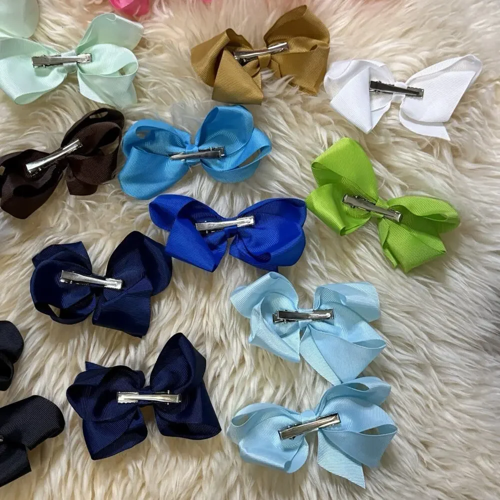 Lot Of 23 boutique style Girls hair bows 4”grosgrain ribbon Alligator Clip